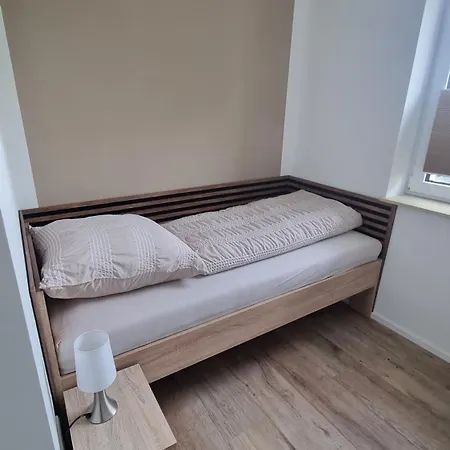 Moeblierte Mit Wlan Naehe Leuna Und Leipzig Fuer 2 Pers Apartament Weißenfels